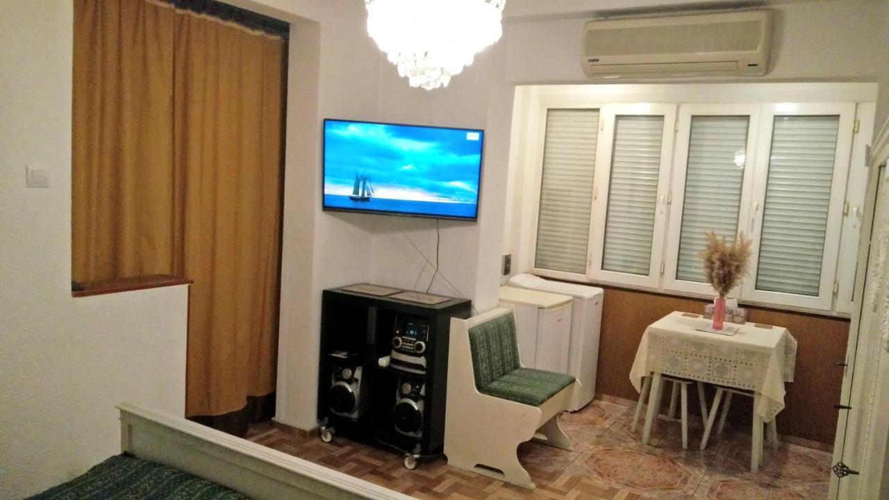 Rompromo Plus Accommodation Βουκουρέστι Εξωτερικό φωτογραφία