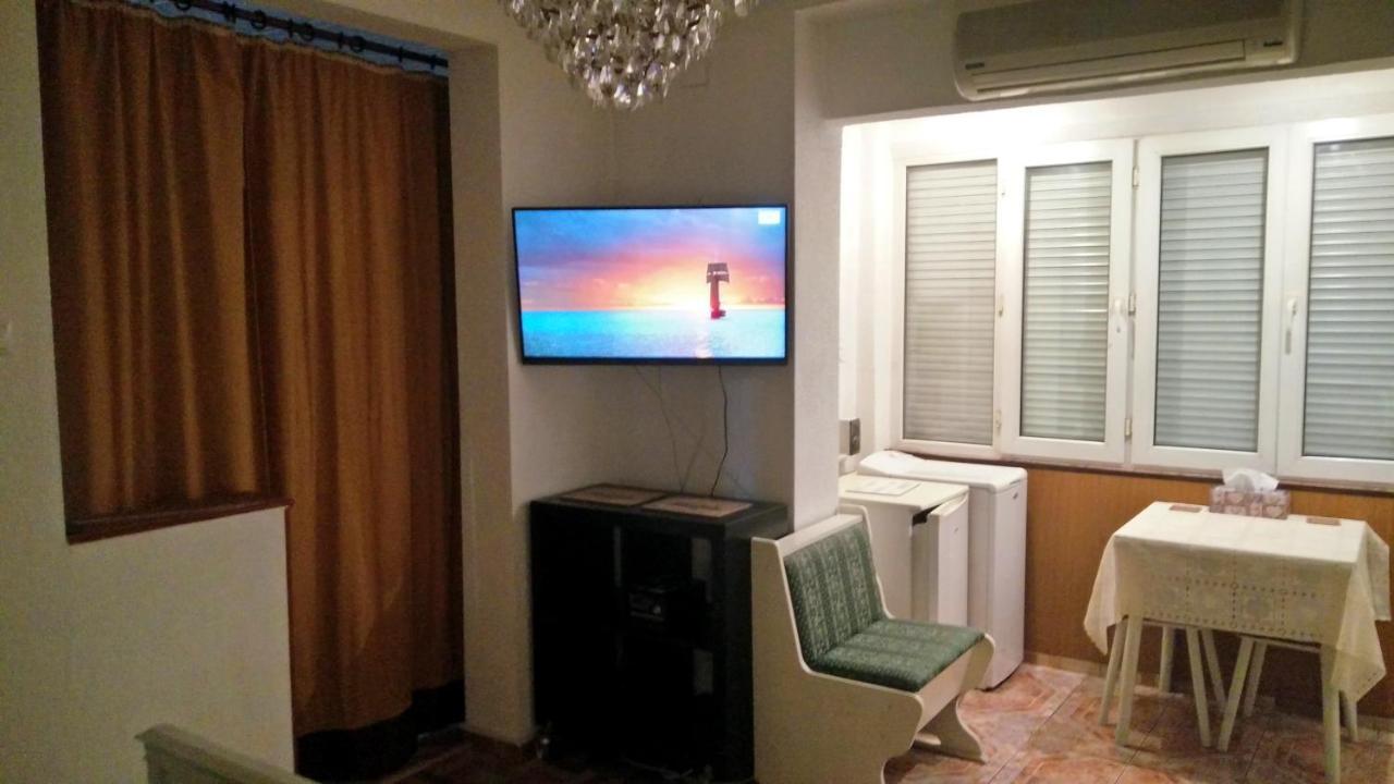 Rompromo Plus Accommodation Βουκουρέστι Εξωτερικό φωτογραφία